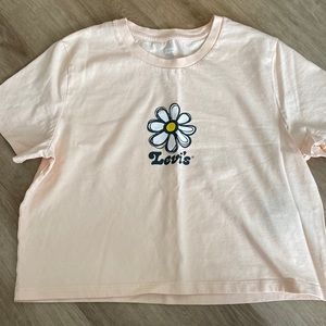 Used Short sleeve T-shirt, color Peach/Cream, Size S (US) Girls